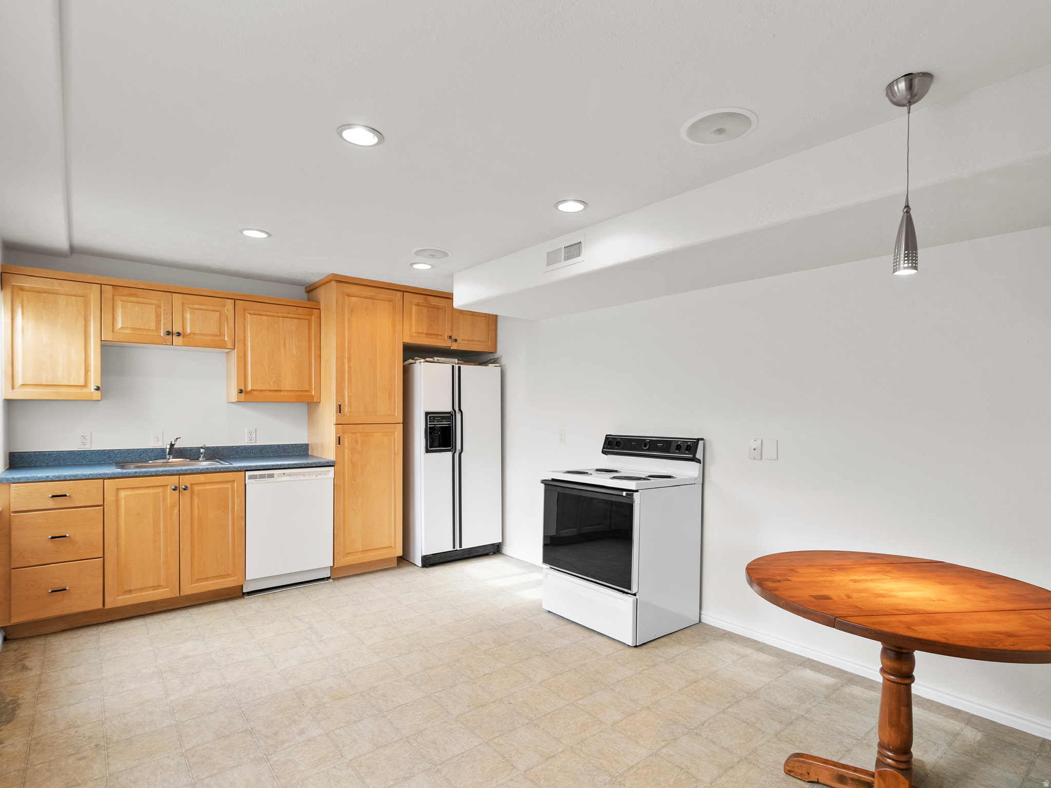 PEBBLEWOOD NO 5 - Residential