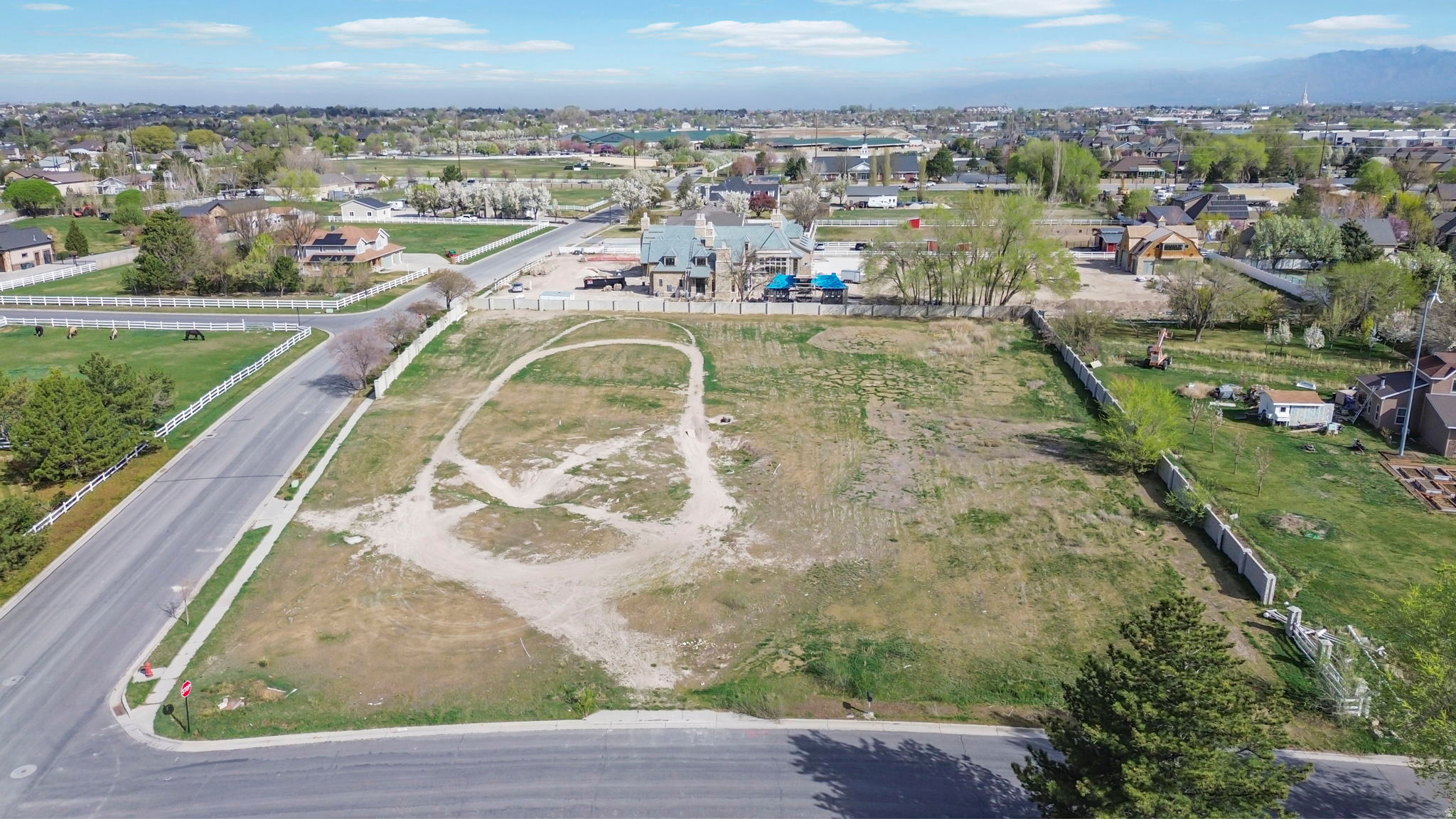 BONANZA ACRES - Land