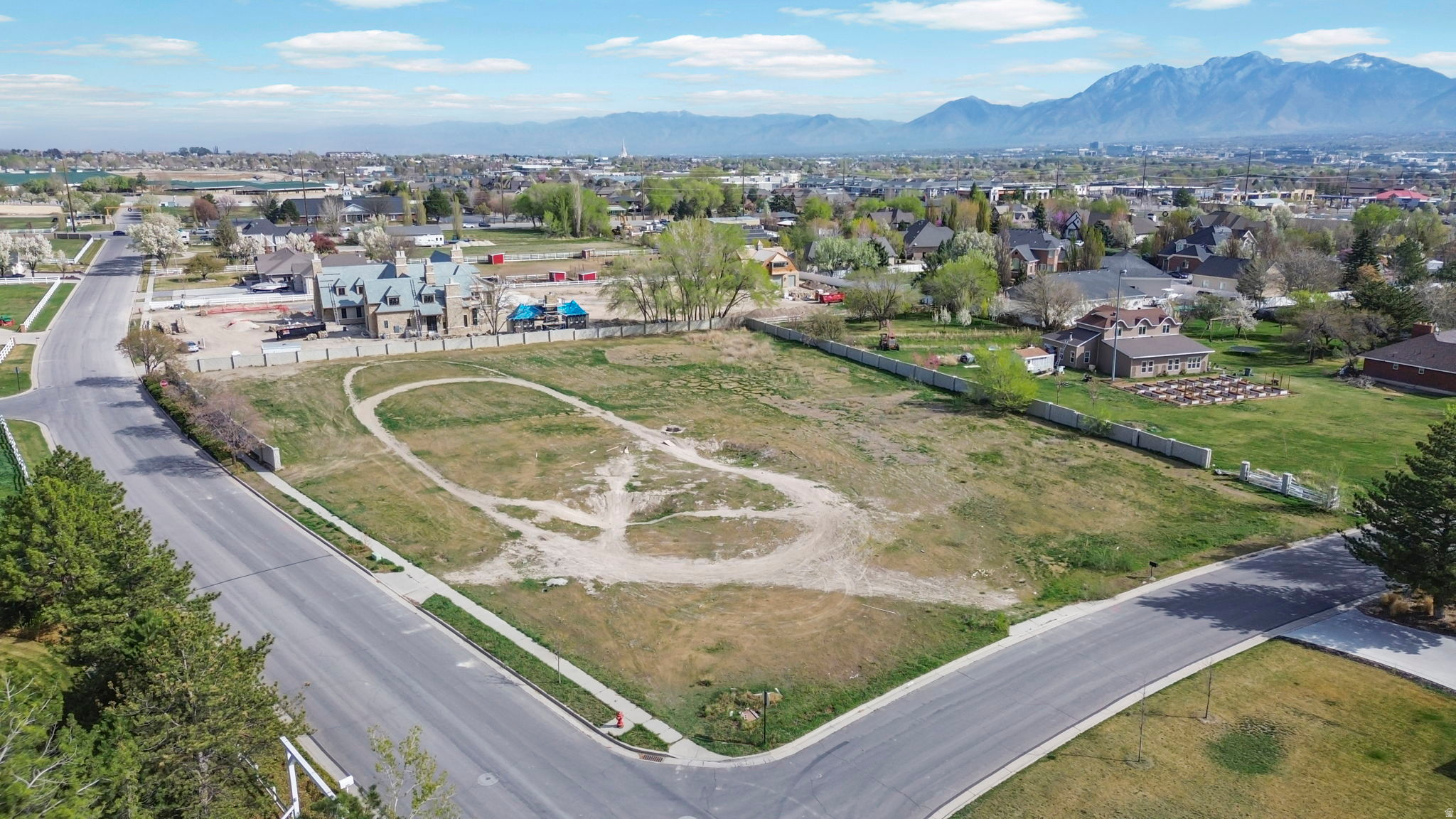 BONANZA ACRES - Land