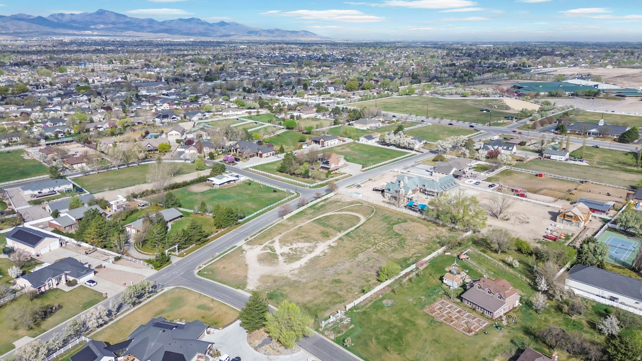 BONANZA ACRES - Land