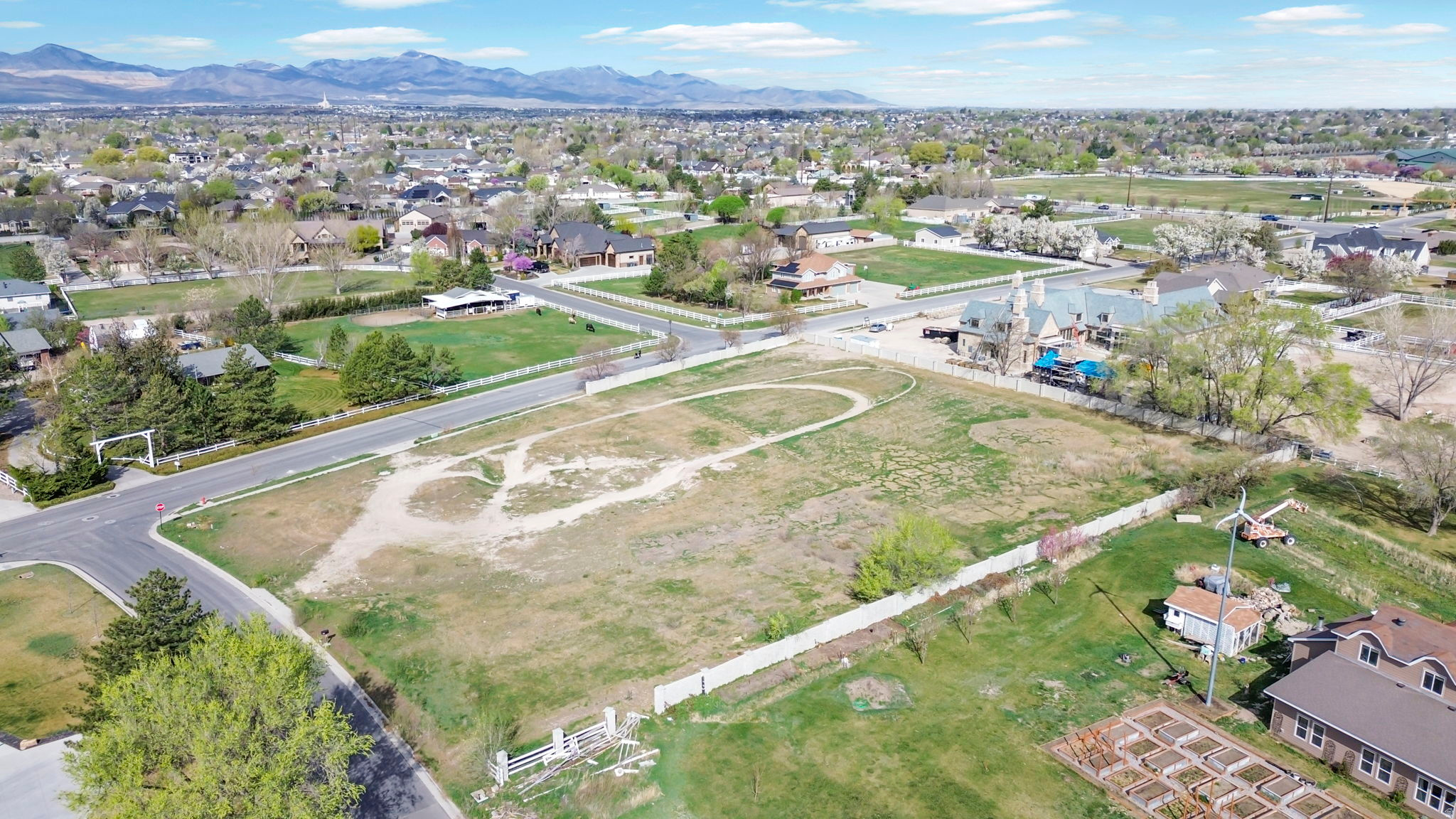 BONANZA ACRES - Land