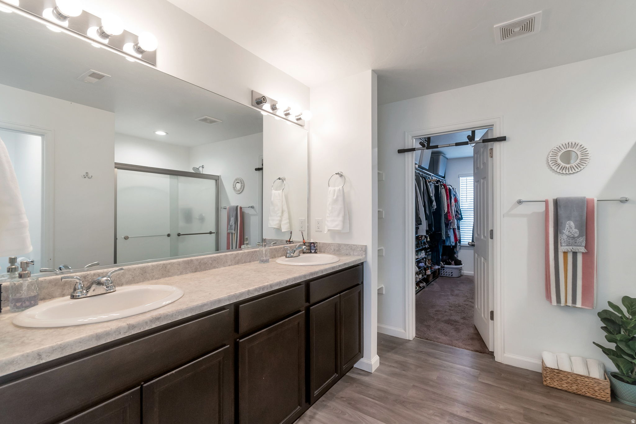 SALEM PARK - Residential