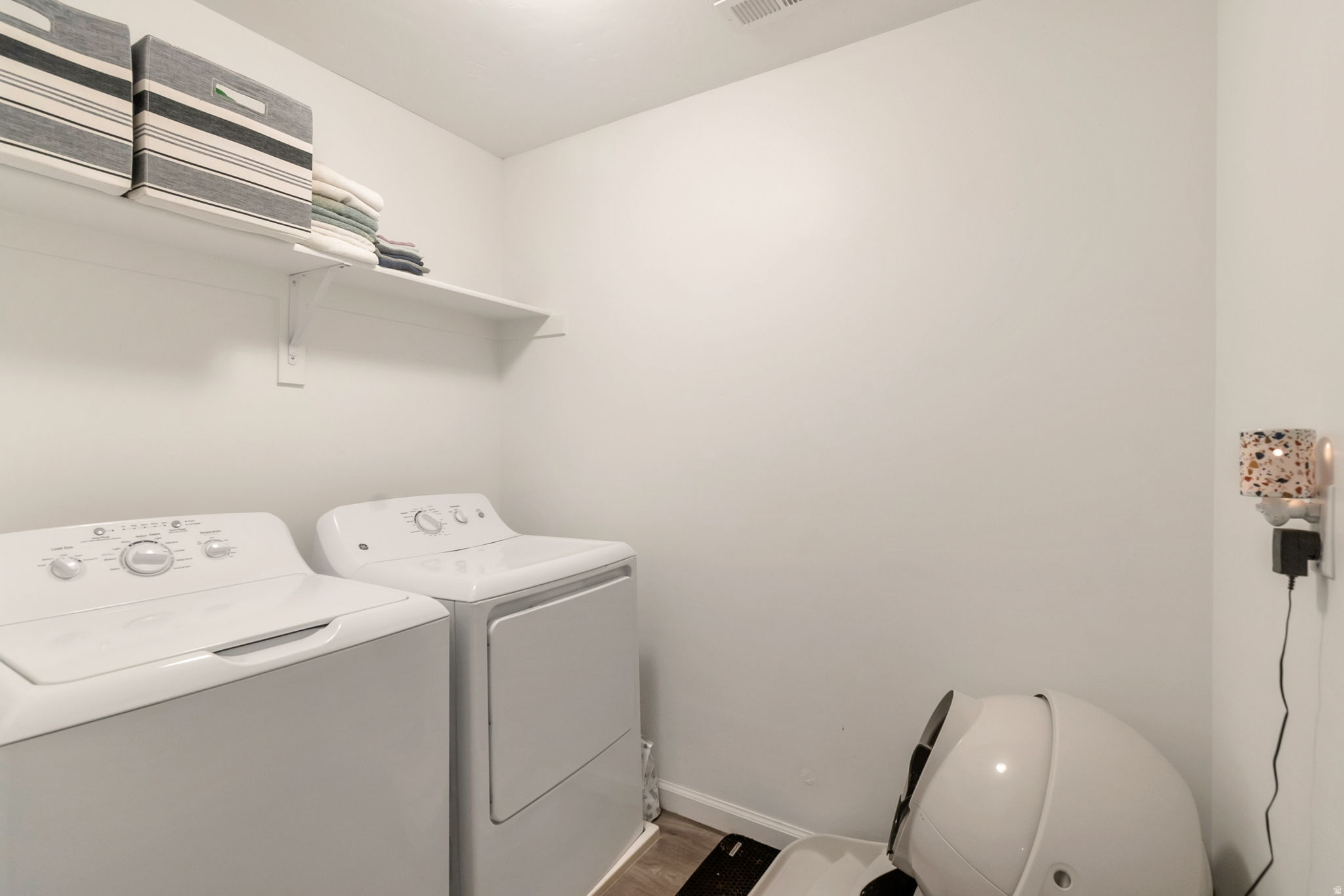 SALEM PARK - Residential