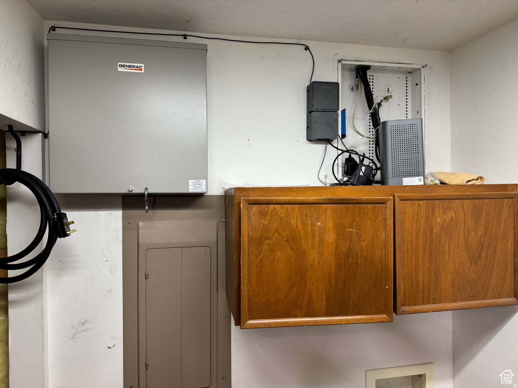 CHARLIE WALKER - Residential