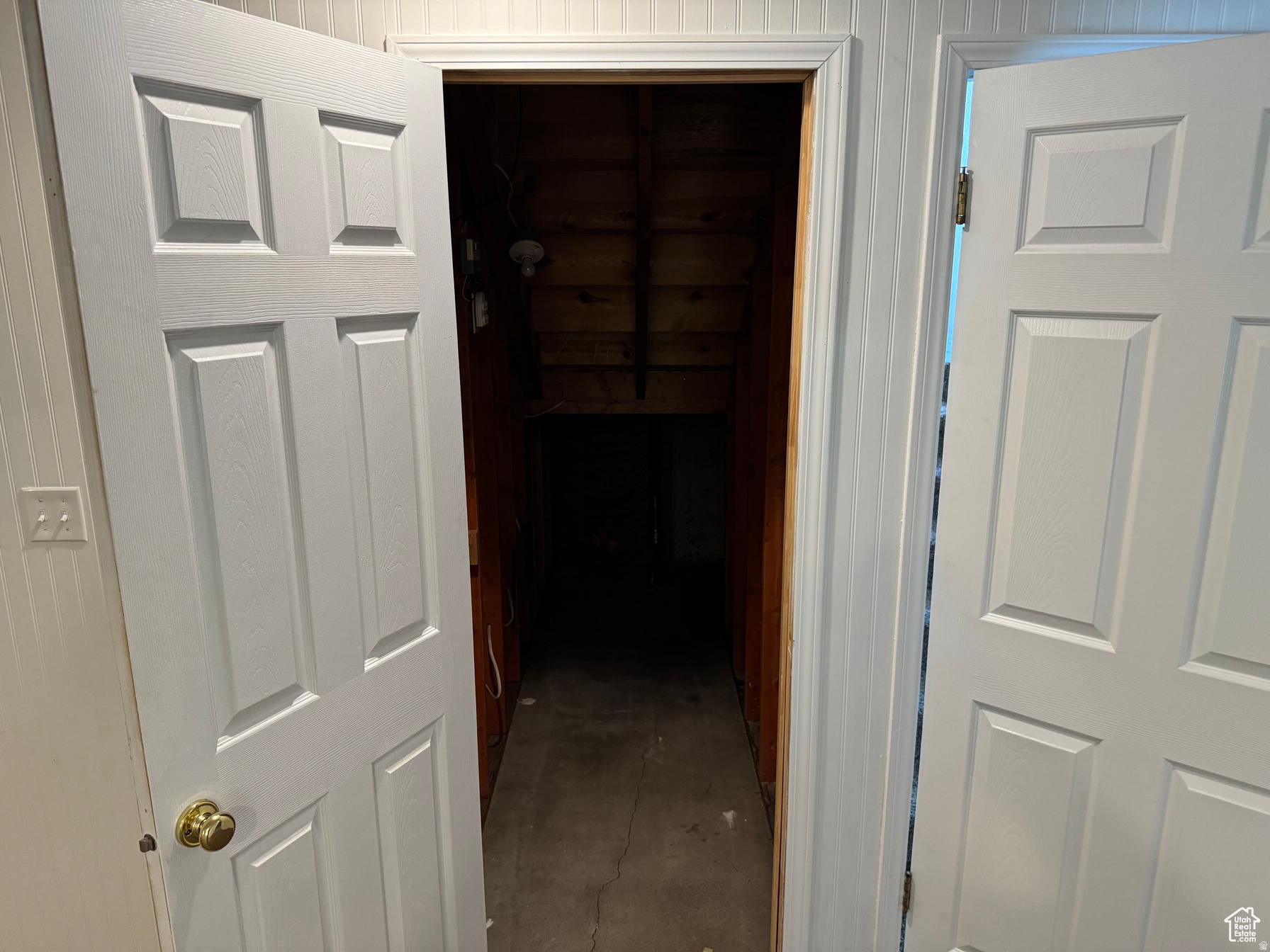 CHARLIE WALKER - Residential