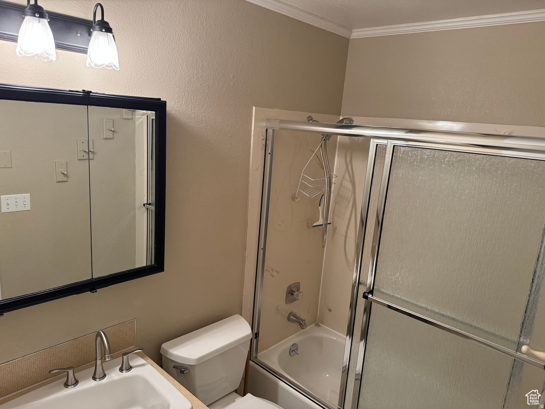 CHARLIE WALKER - Residential