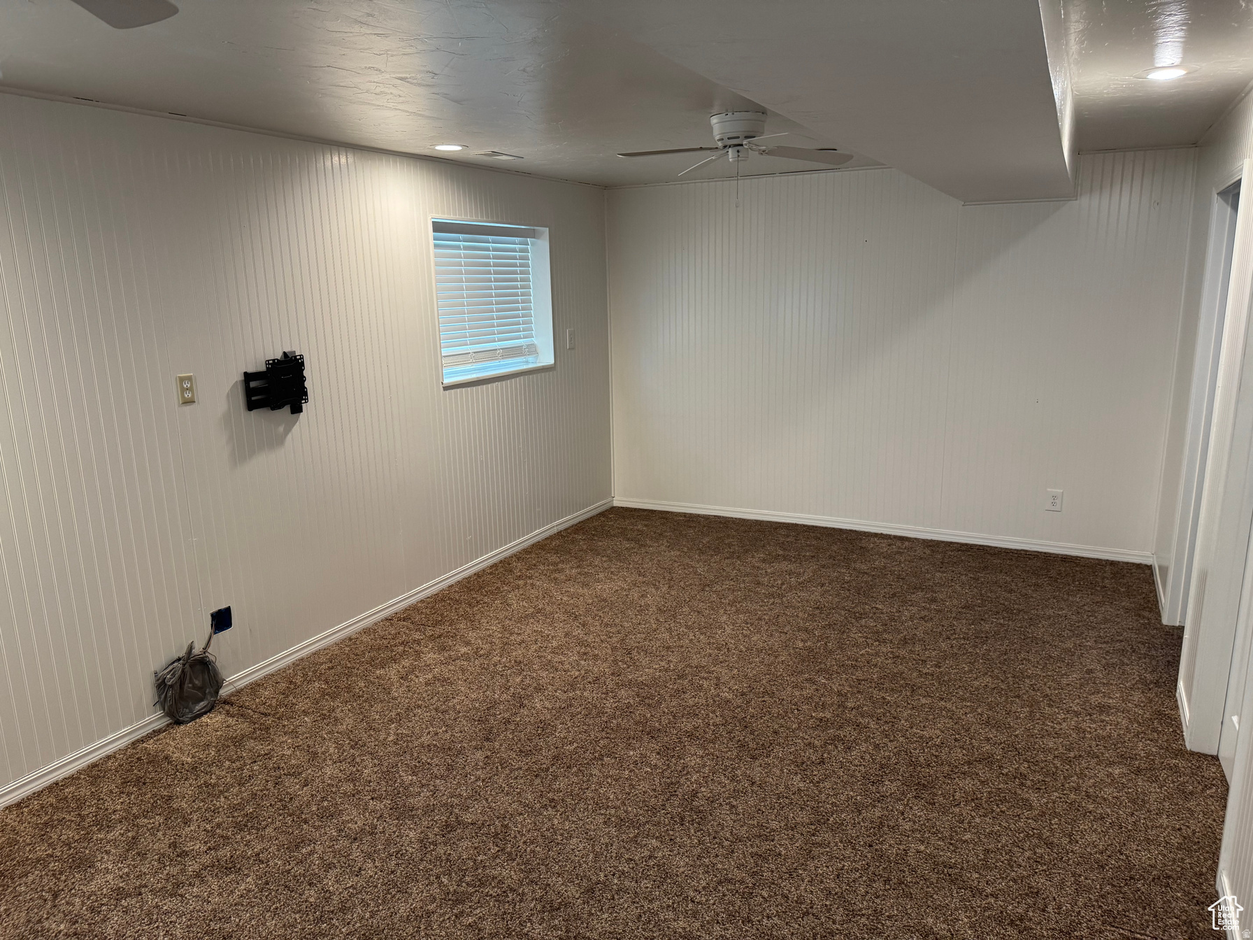 CHARLIE WALKER - Residential