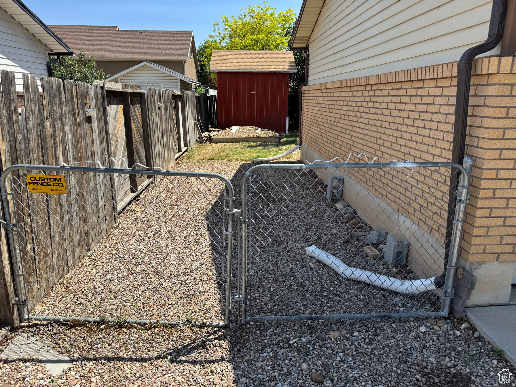 CHARLIE WALKER - Residential