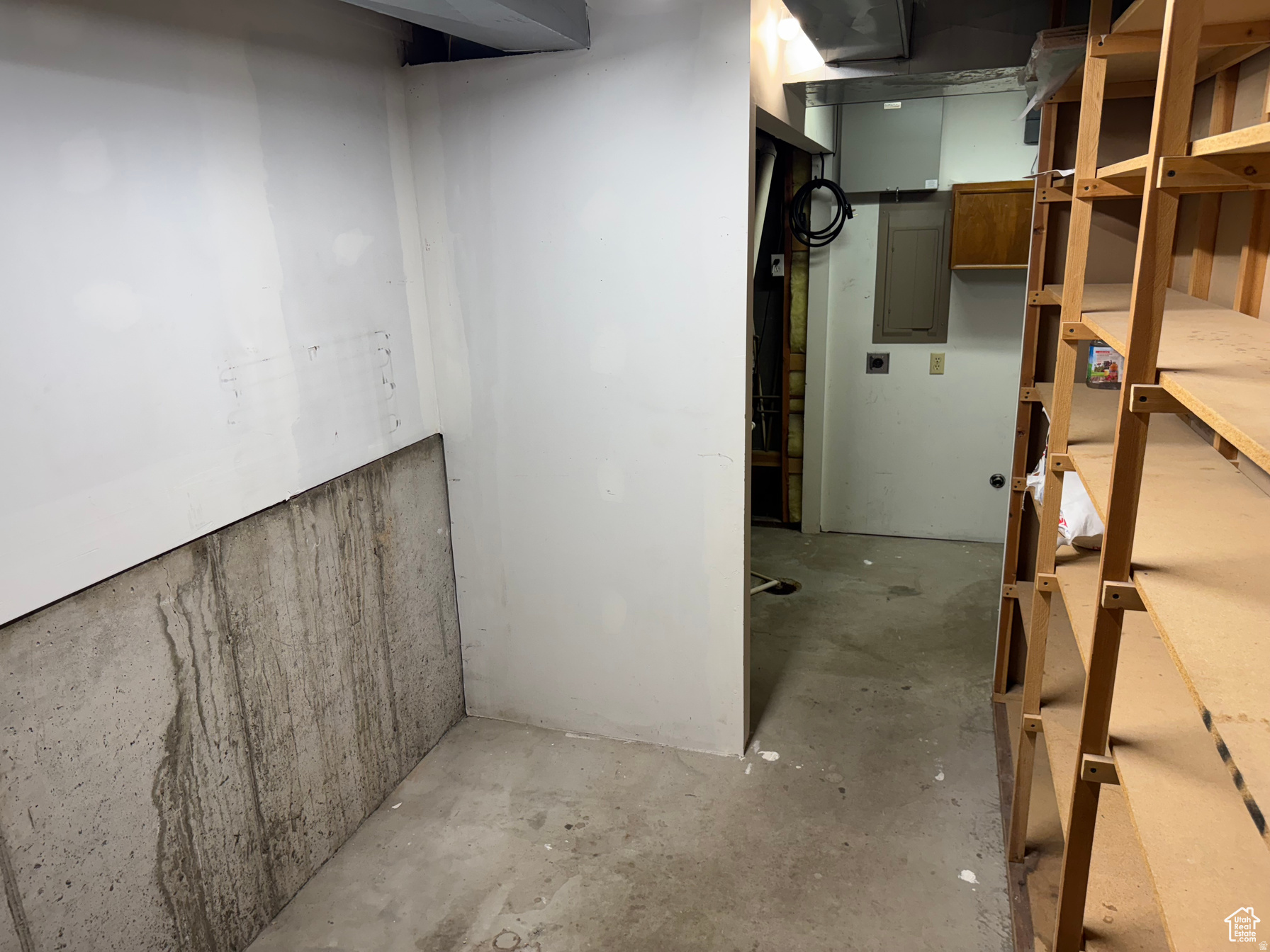 CHARLIE WALKER - Residential