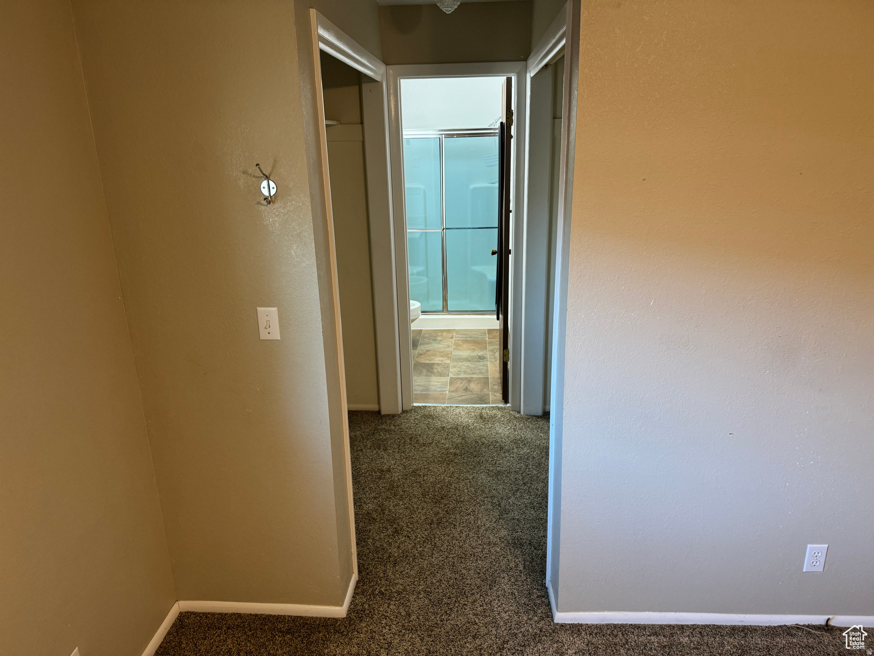 CHARLIE WALKER - Residential