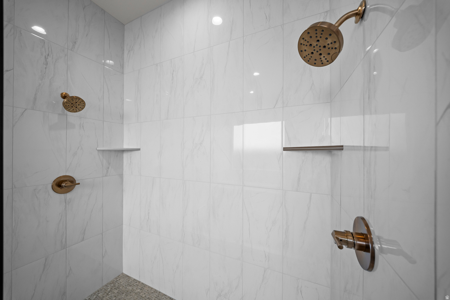 RED SANDS - Residential