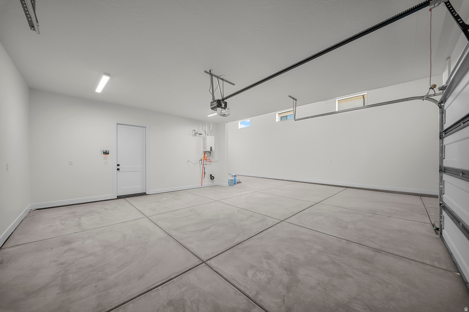 RED SANDS - Residential