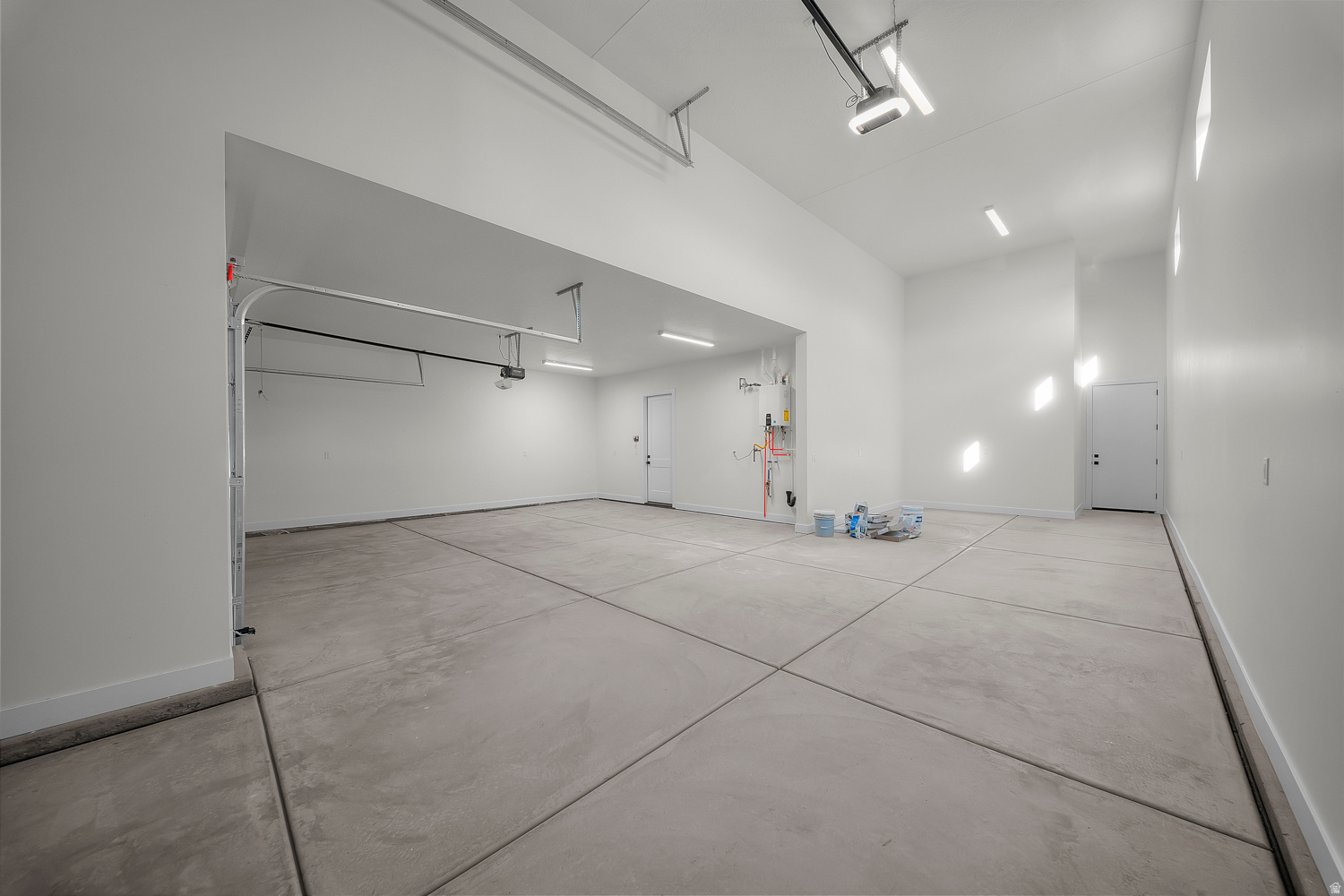 RED SANDS - Residential