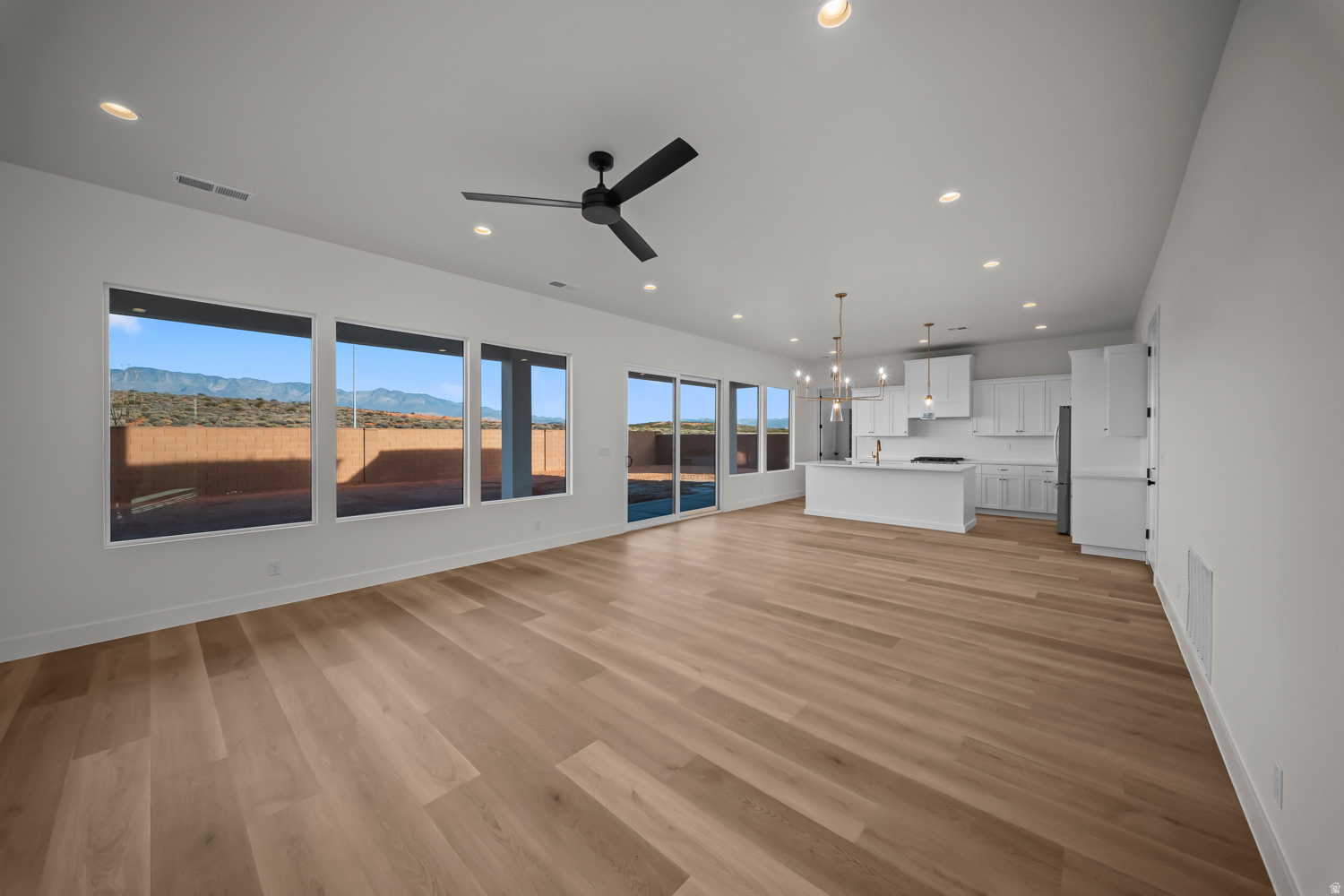 RED SANDS - Residential