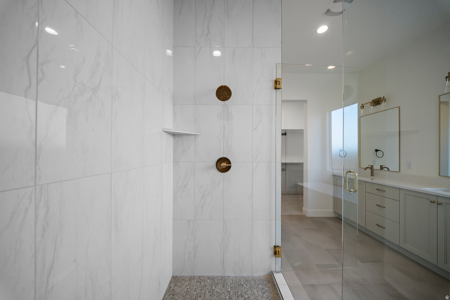 RED SANDS - Residential