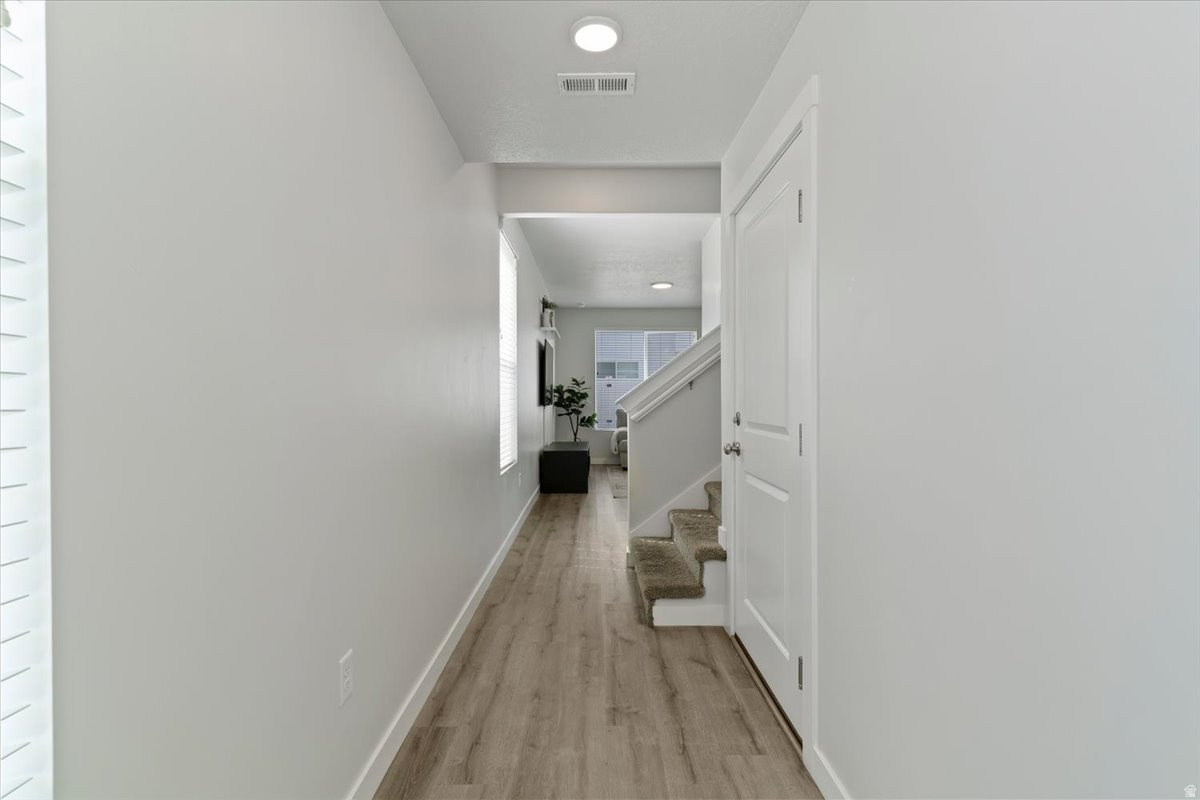 COURTYARD AT GREEN - Residential