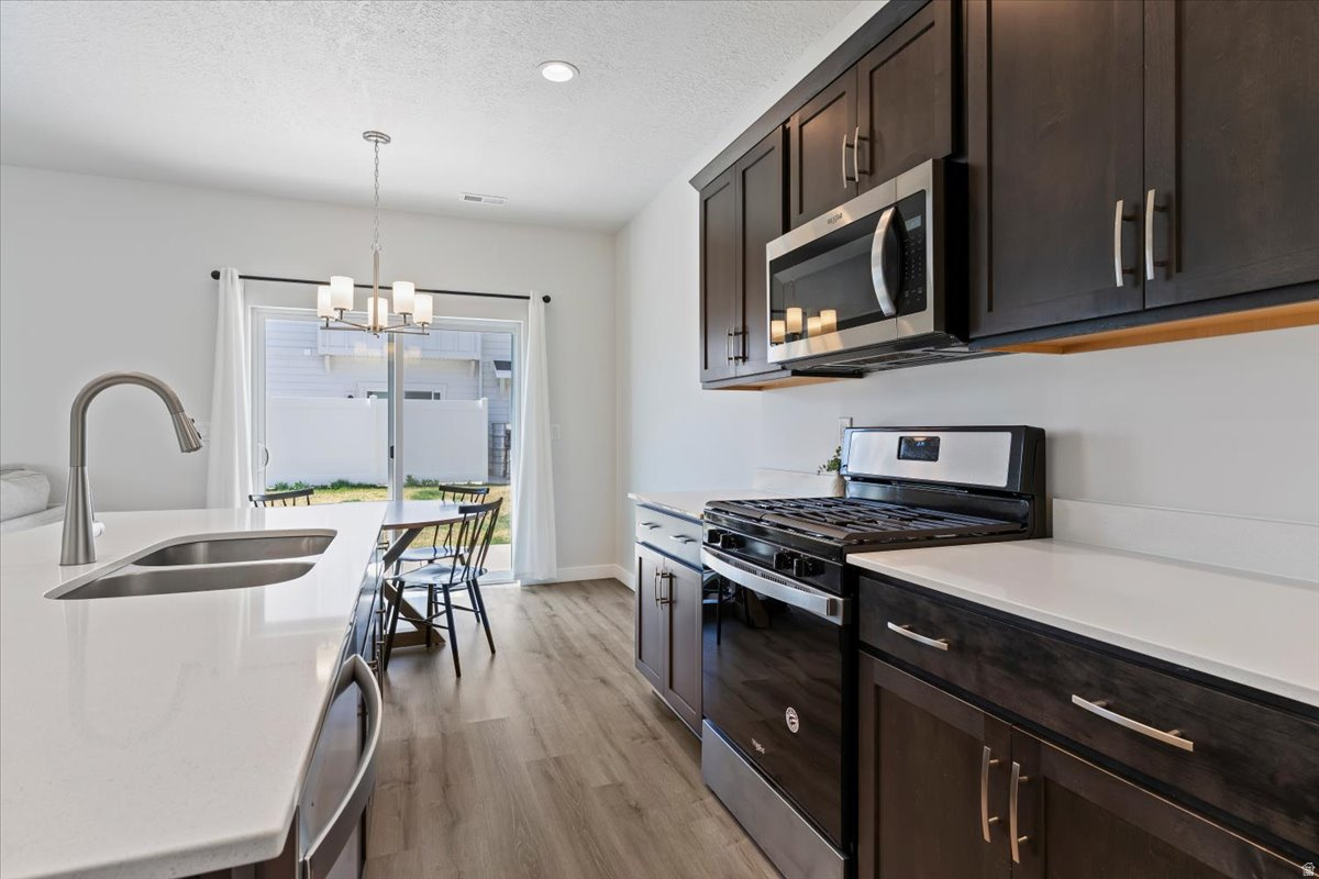 COURTYARD AT GREEN - Residential