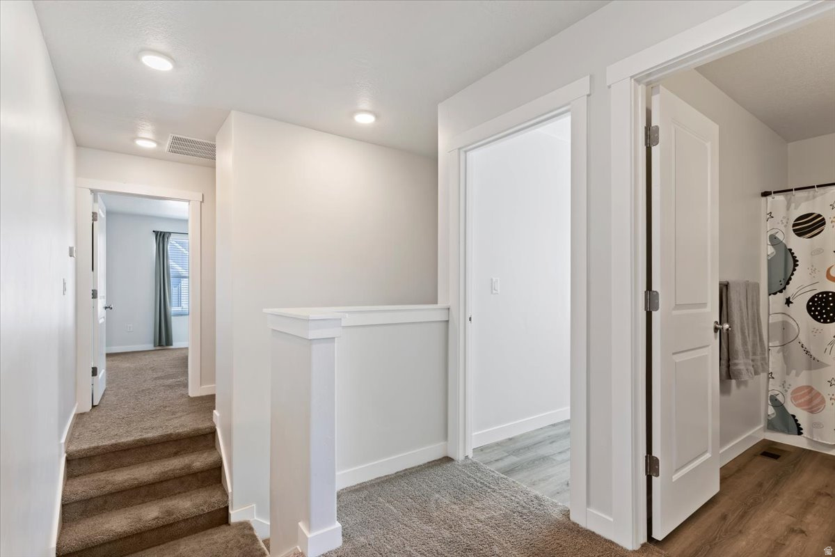 COURTYARD AT GREEN - Residential