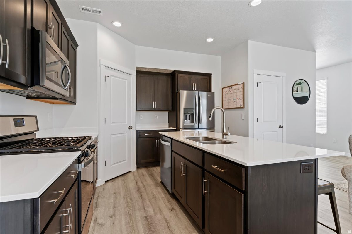 COURTYARD AT GREEN - Residential