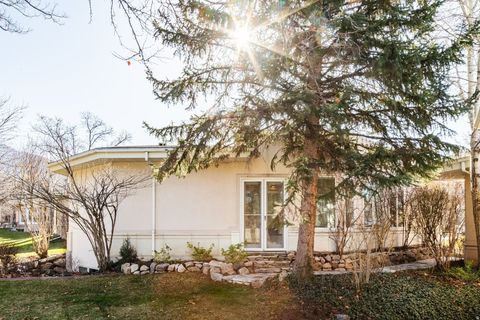 Tiny photo for 2115 E CONNOR PARK CV, Salt Lake City, UT 84109 (MLS # 2138254)