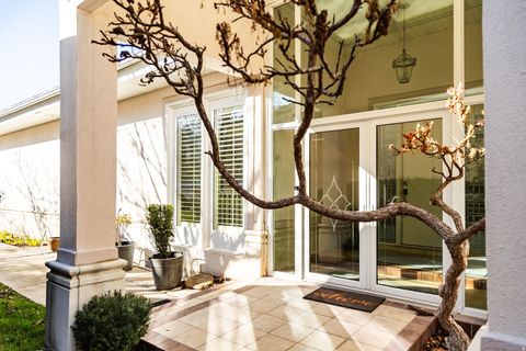 Tiny photo for 2115 E CONNOR PARK CV, Salt Lake City, UT 84109 (MLS # 2138254)