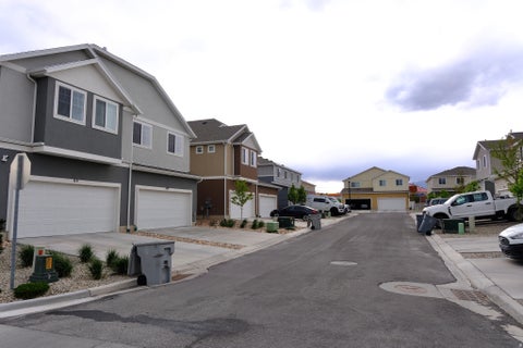 Tiny photo for 97 E FAIRMONT PL, Saratoga Springs, UT 84045 (MLS # 2152725)