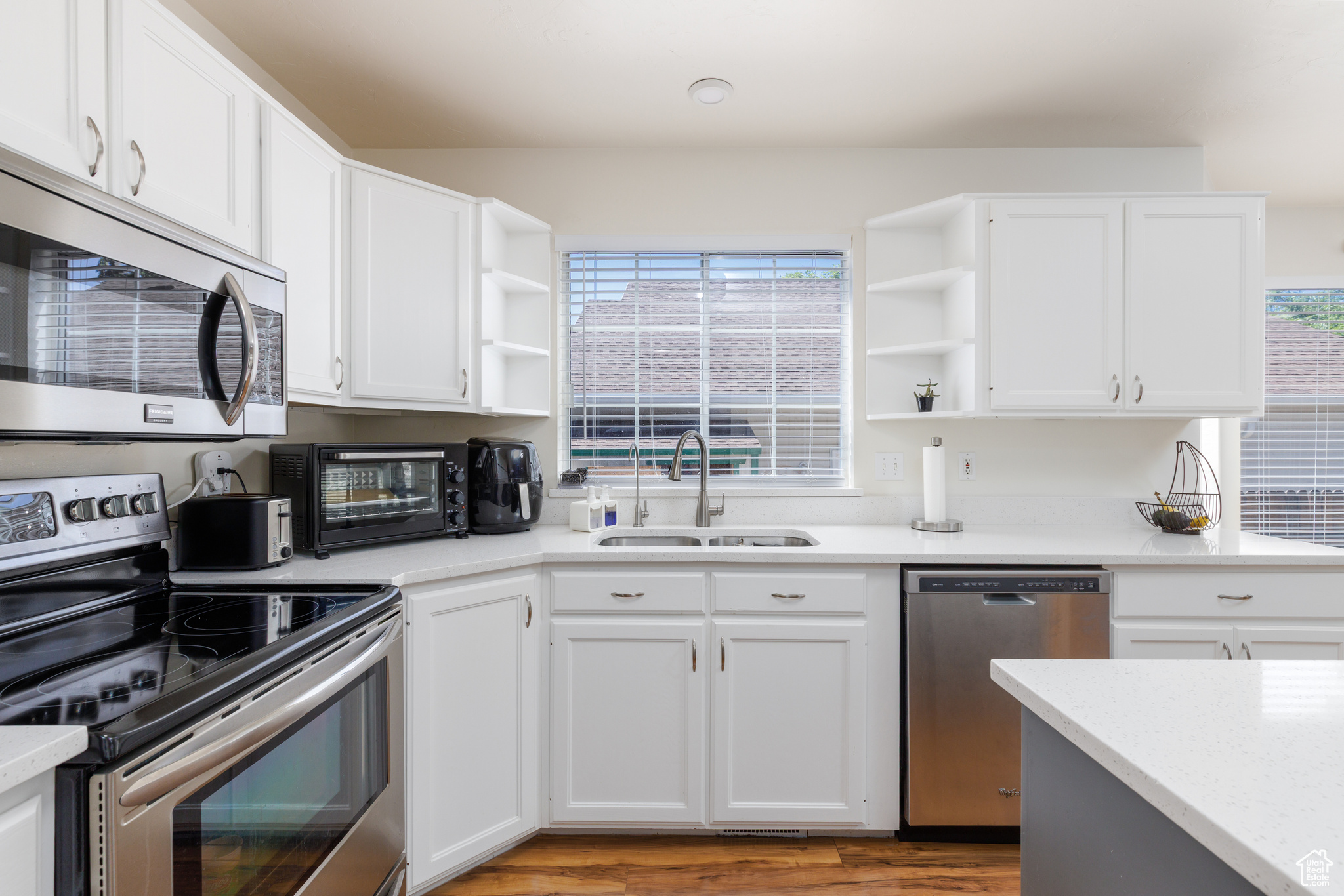 1199 E Pheasant View Dr, Layton, Utah image 6