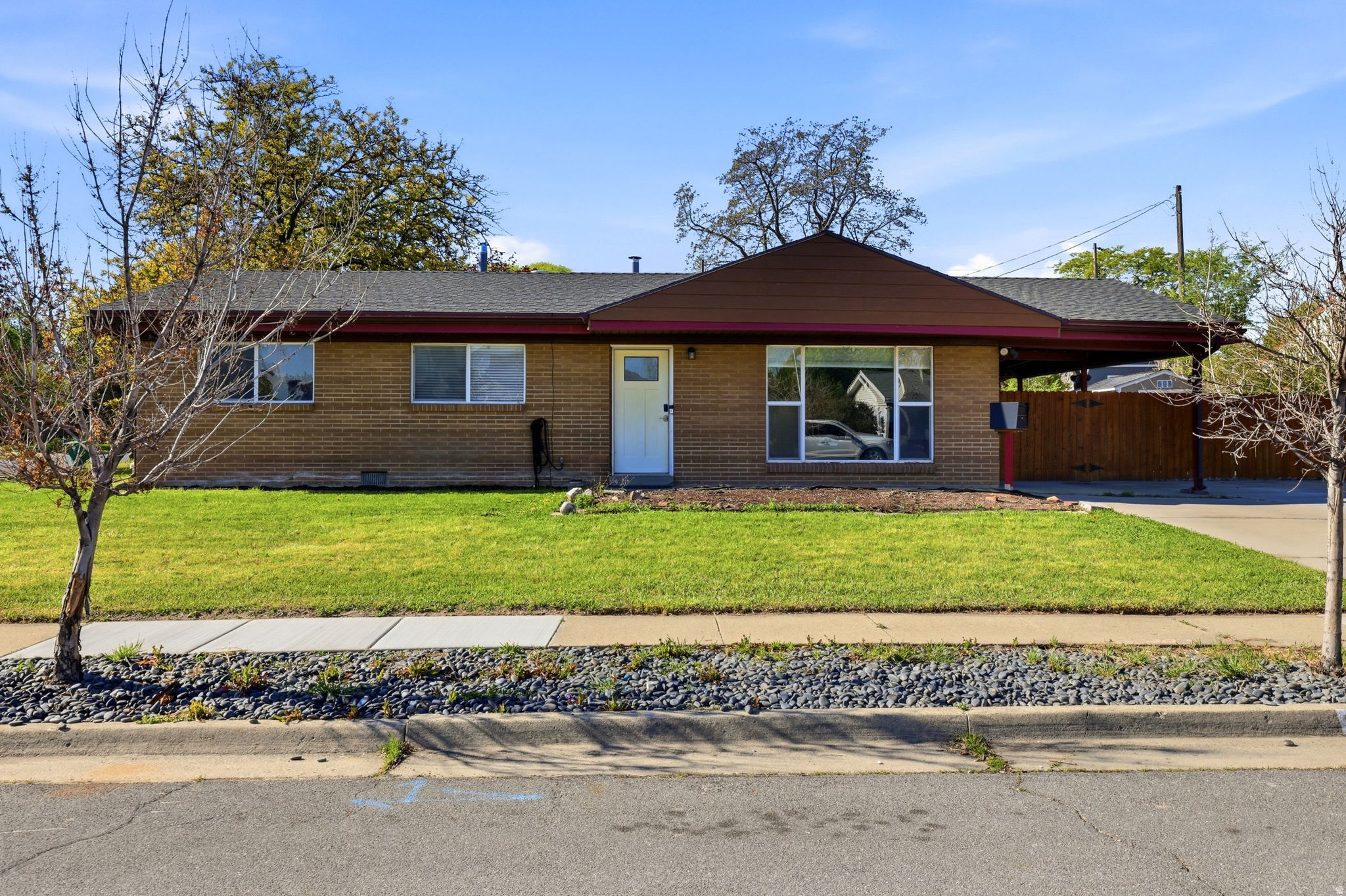 AUBURN GARDENS - Residential