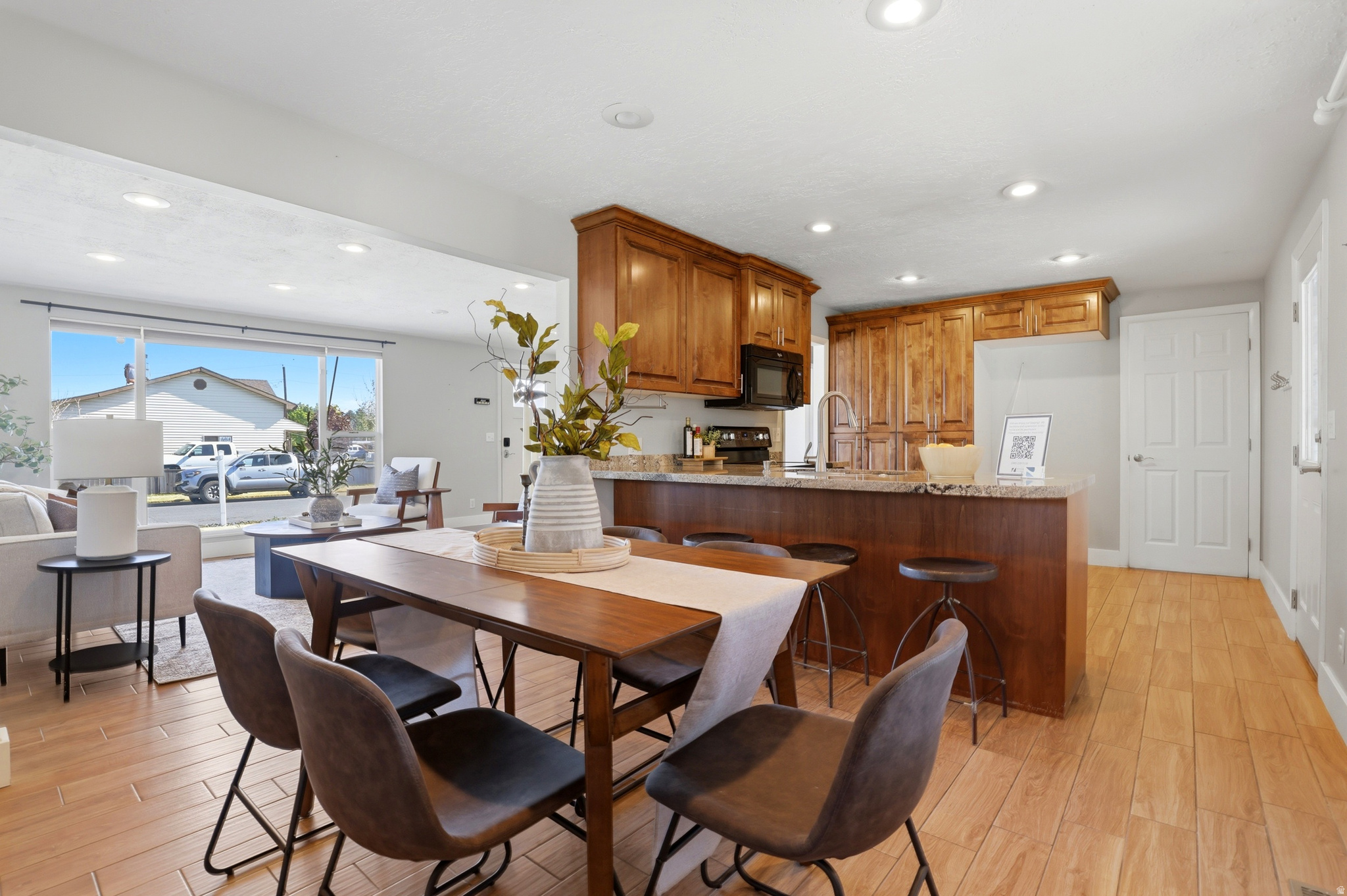 AUBURN GARDENS - Residential