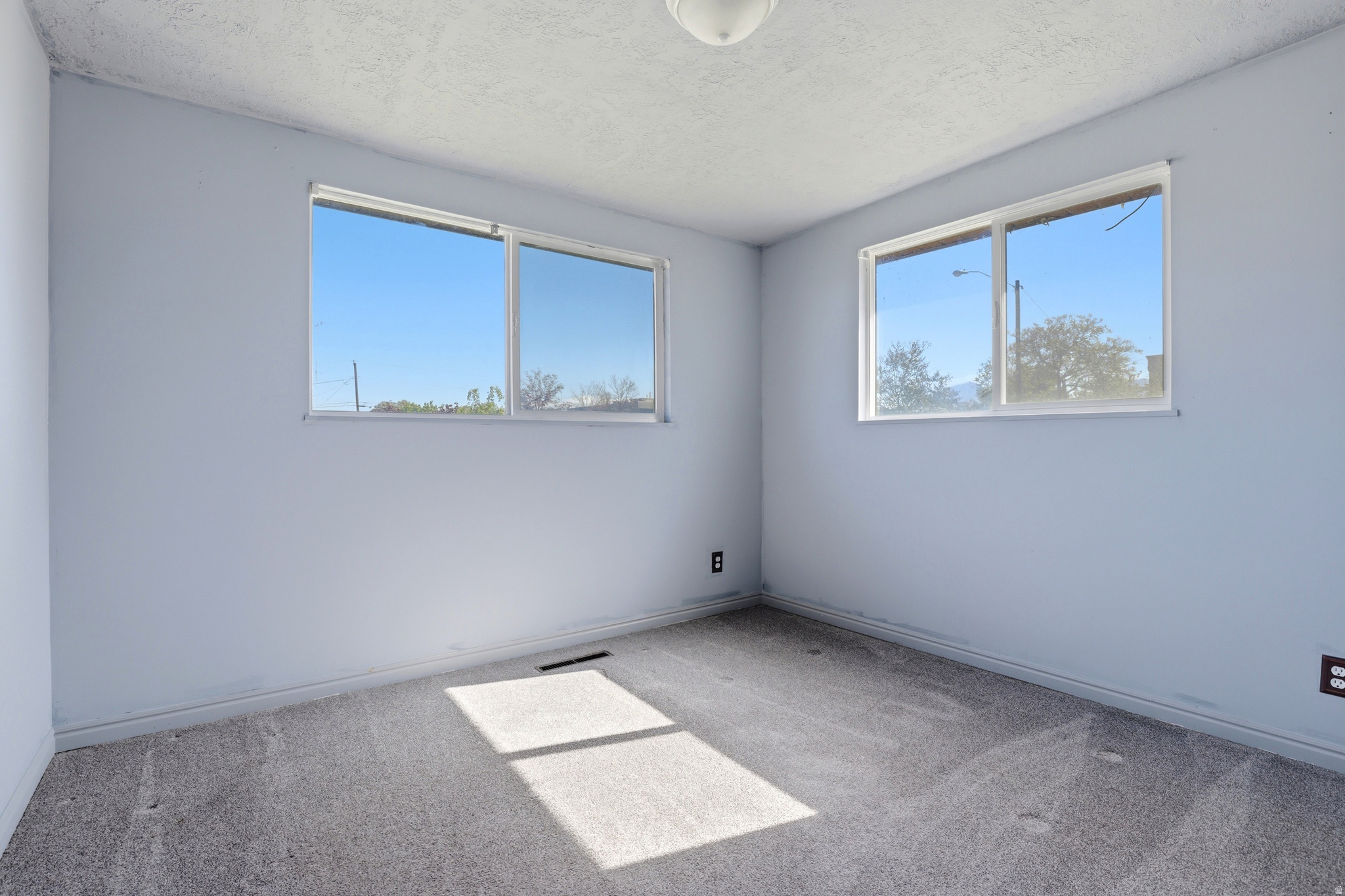 AUBURN GARDENS - Residential