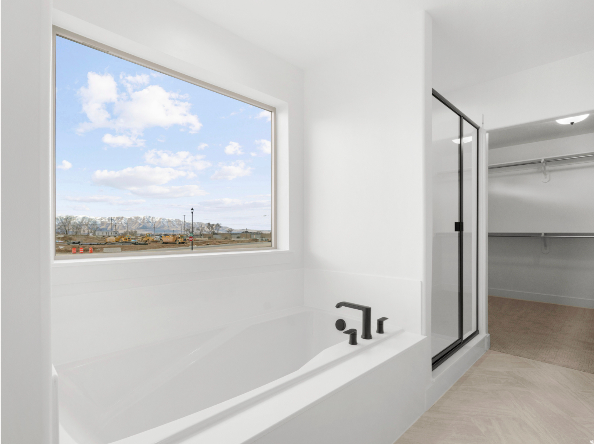 MAPLETON HEIGHTS - Residential