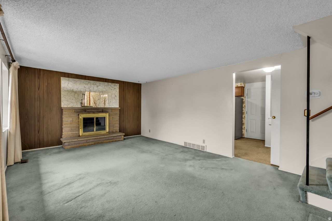 WRIGHT SUB - Residential