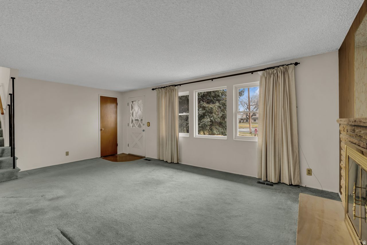 WRIGHT SUB - Residential