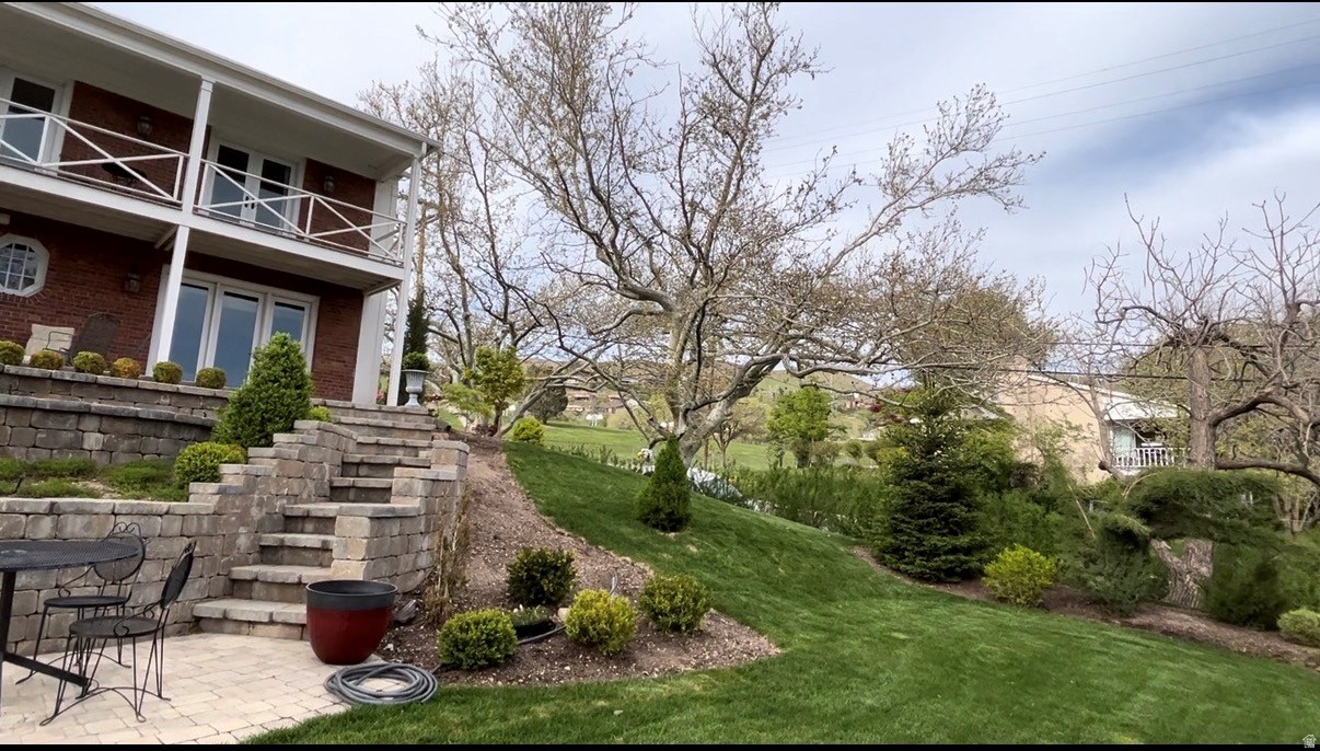 THE AVENUES - Residential