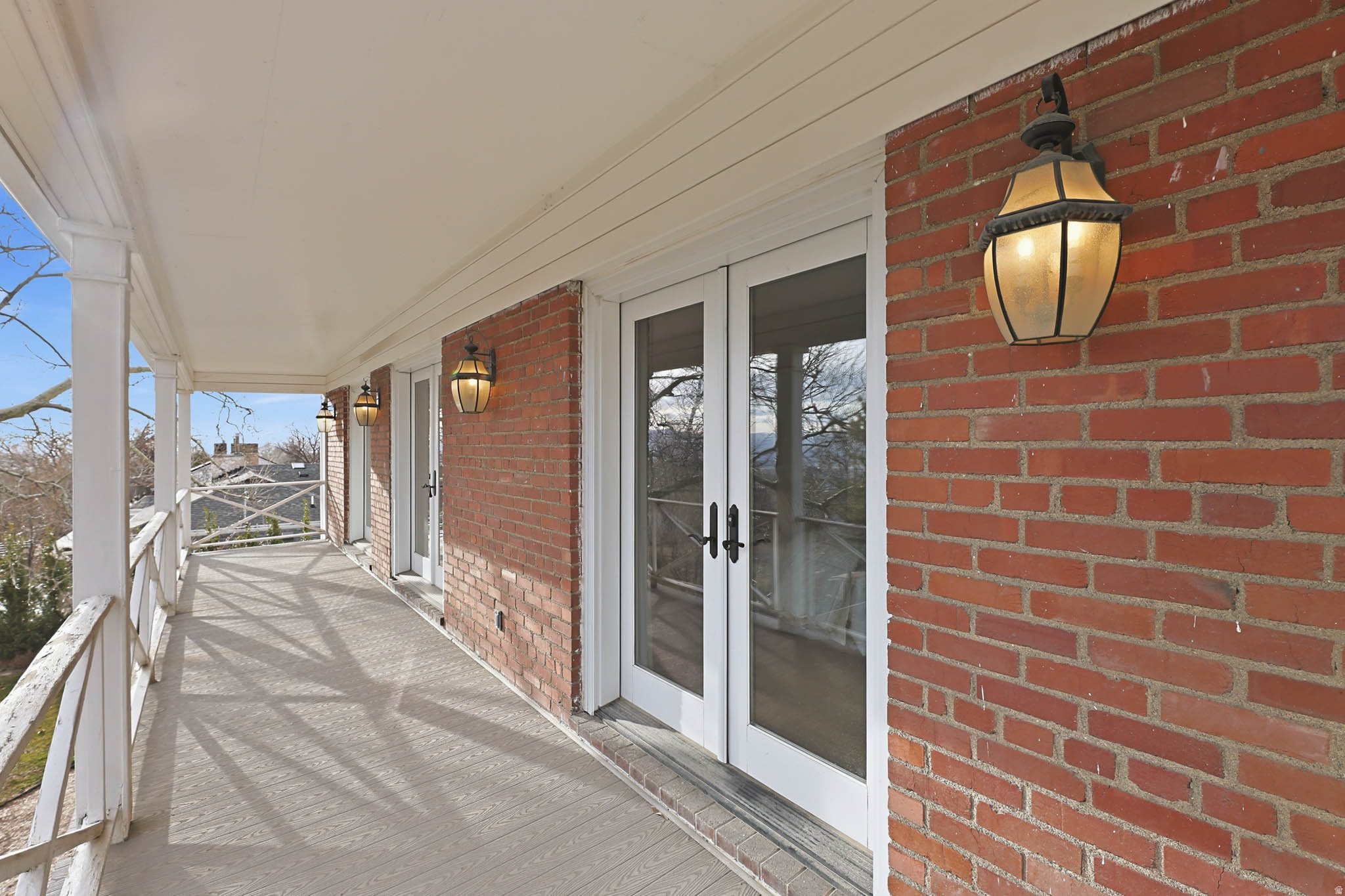 THE AVENUES - Residential