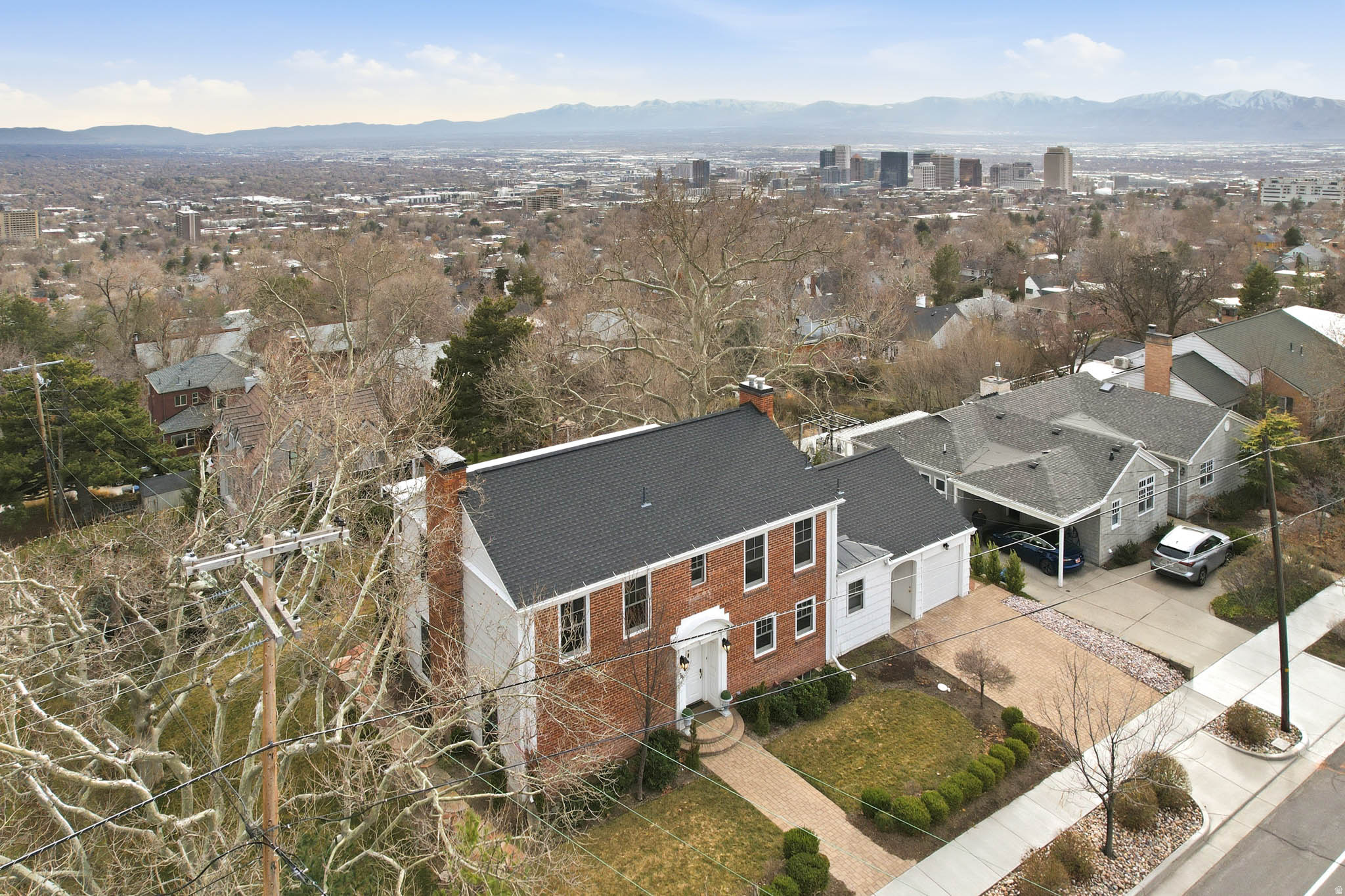 THE AVENUES - Residential