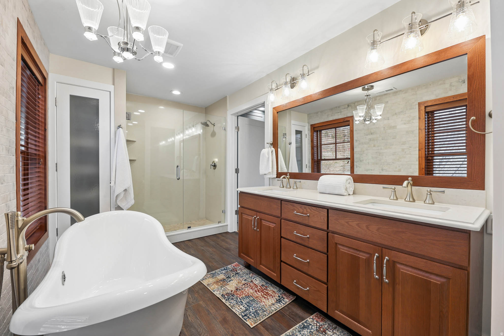 THE AVENUES - Residential