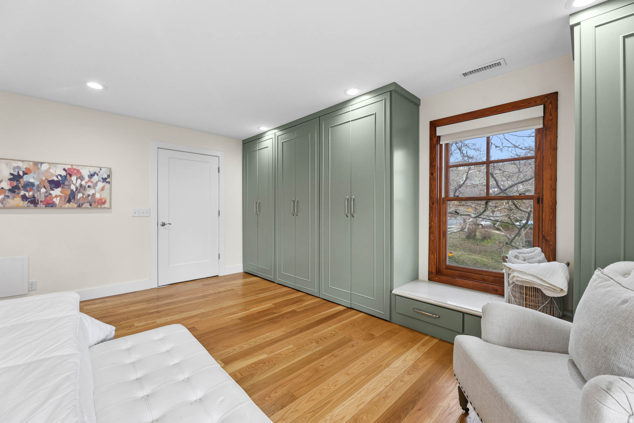 THE AVENUES - Residential