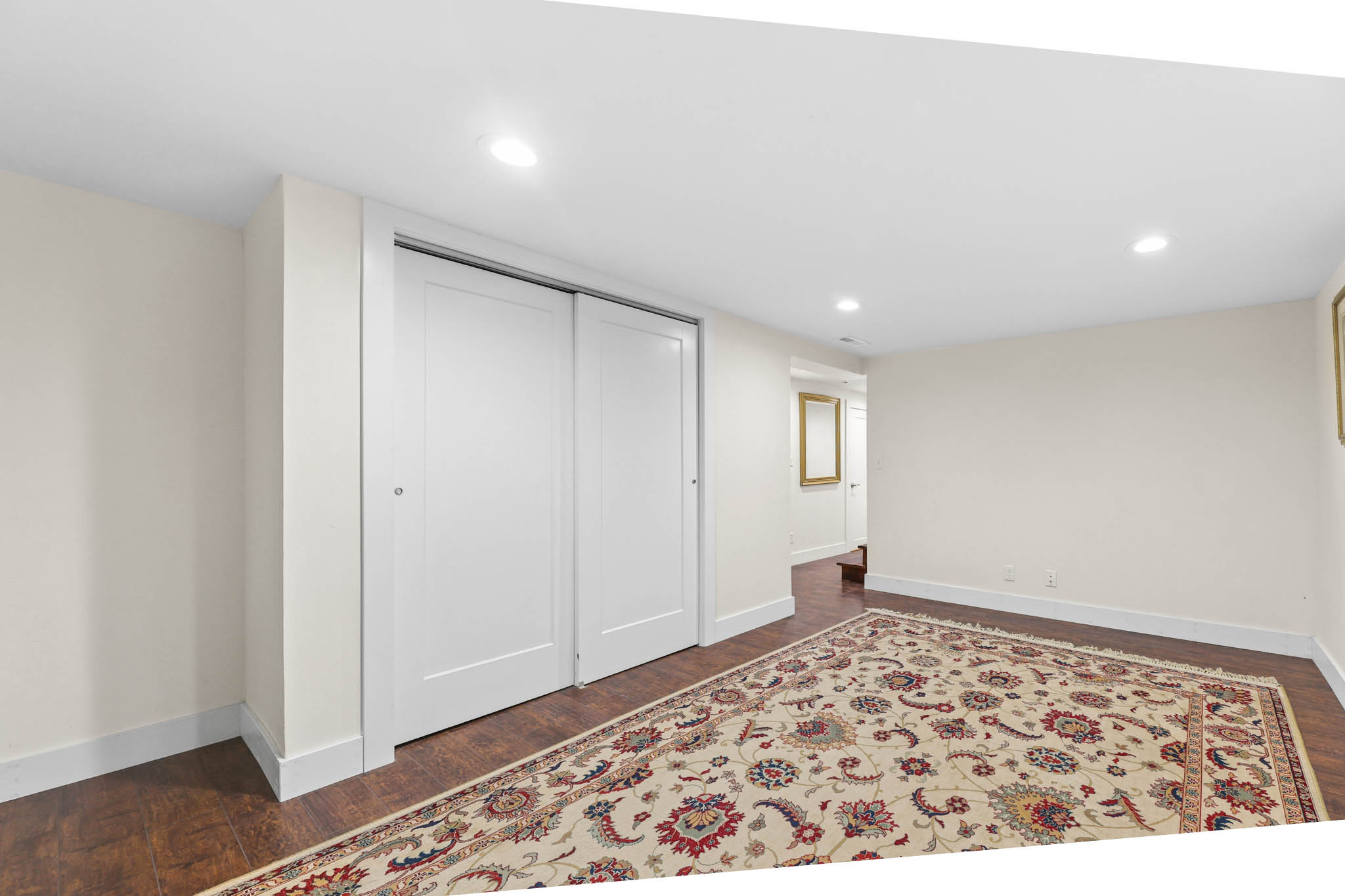 THE AVENUES - Residential