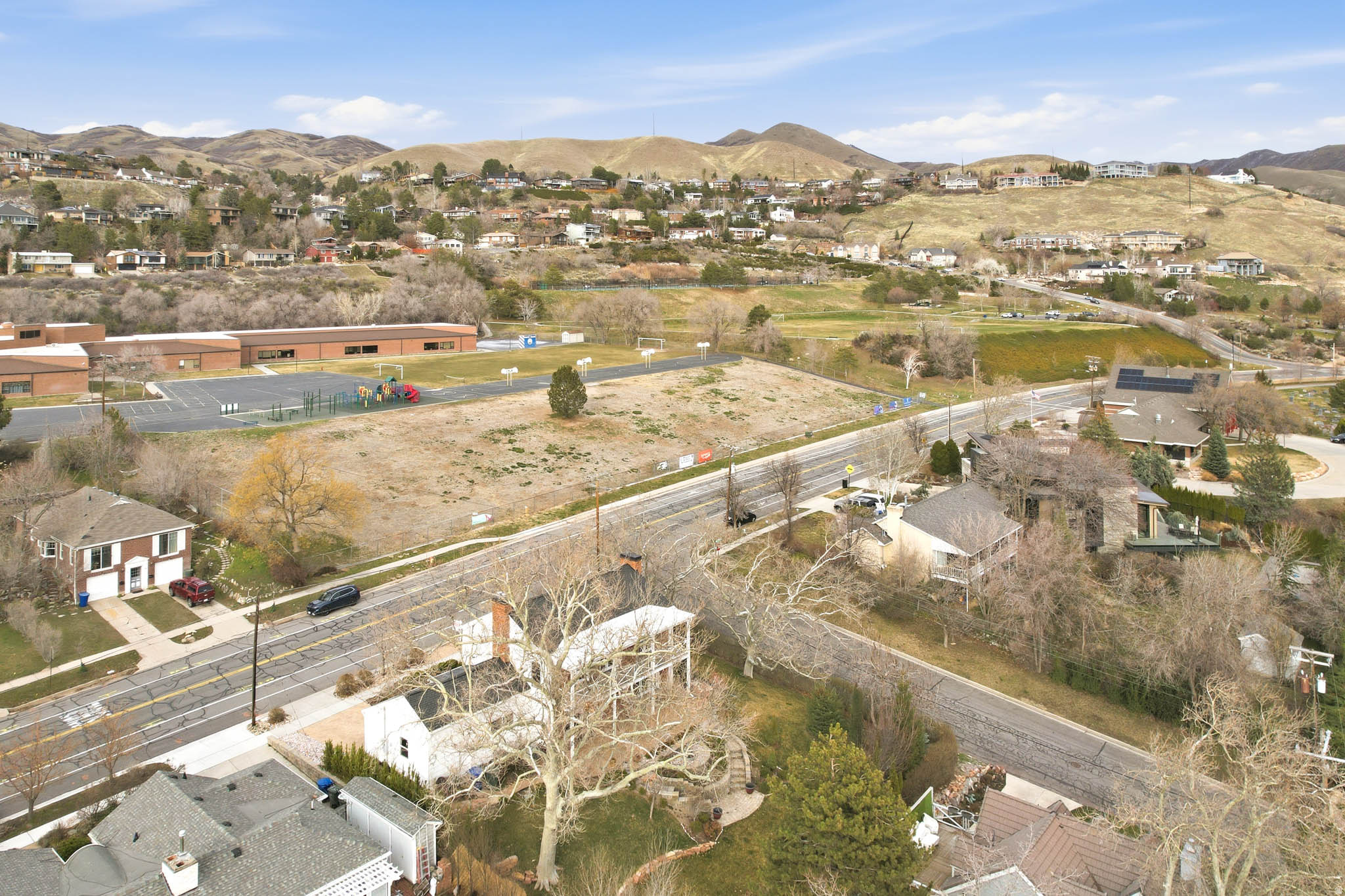 THE AVENUES - Residential