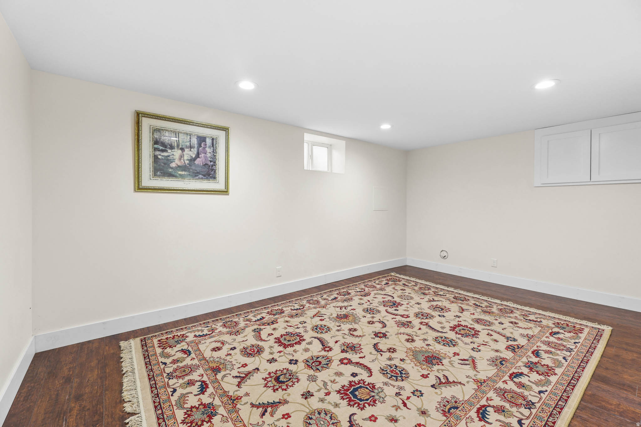 THE AVENUES - Residential