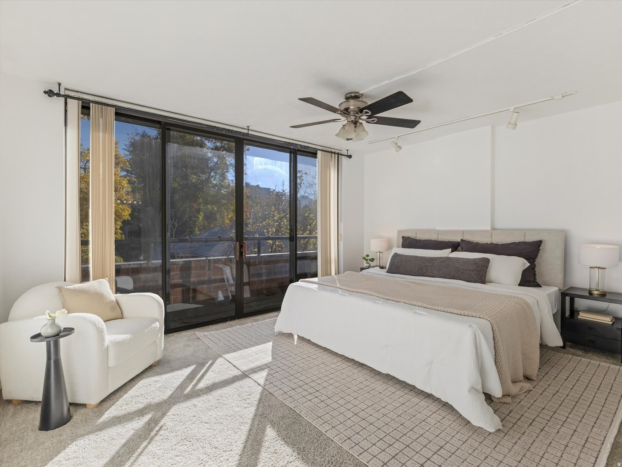 ARLINGTON PLACE - Residential