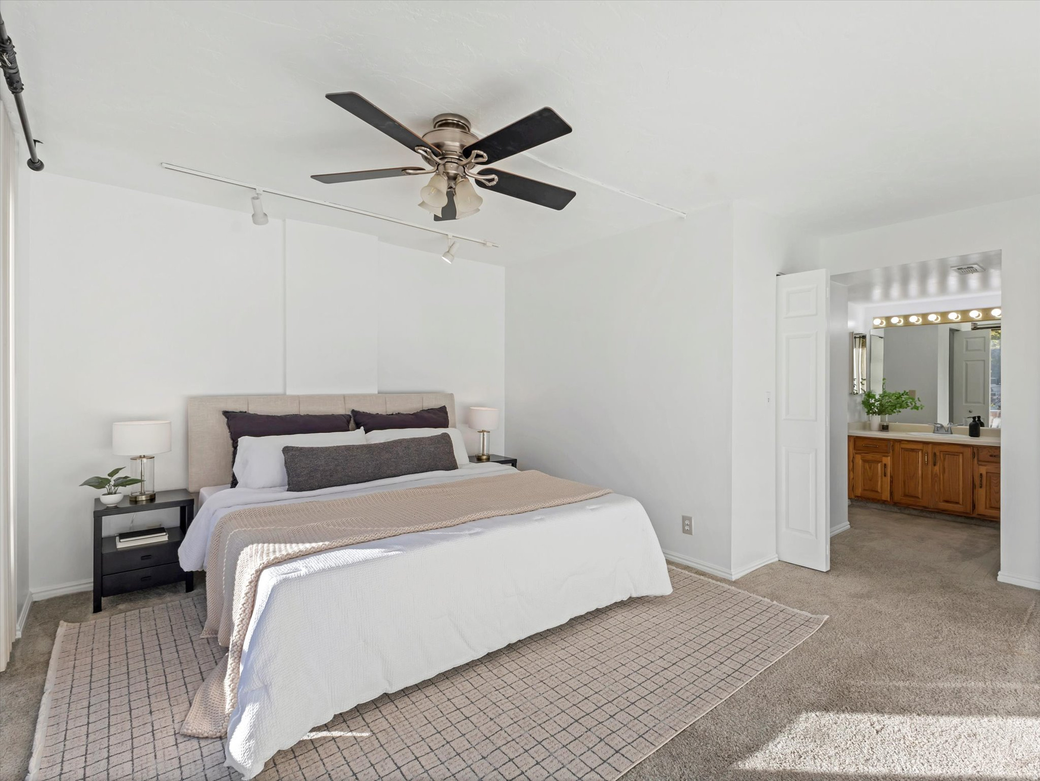 ARLINGTON PLACE - Residential