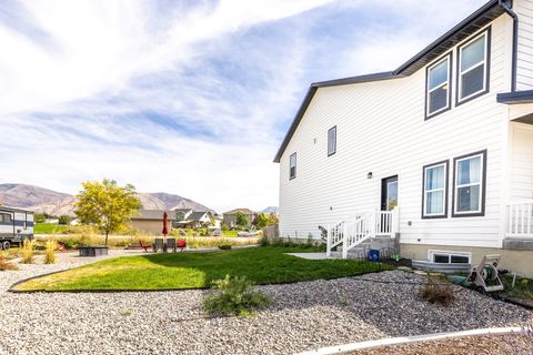 Tiny photo for 28 N 575 W, Hyrum, UT 84319 (MLS # 2146907)