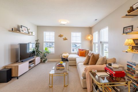 Tiny photo for 28 N 575 W, Hyrum, UT 84319 (MLS # 2146907)