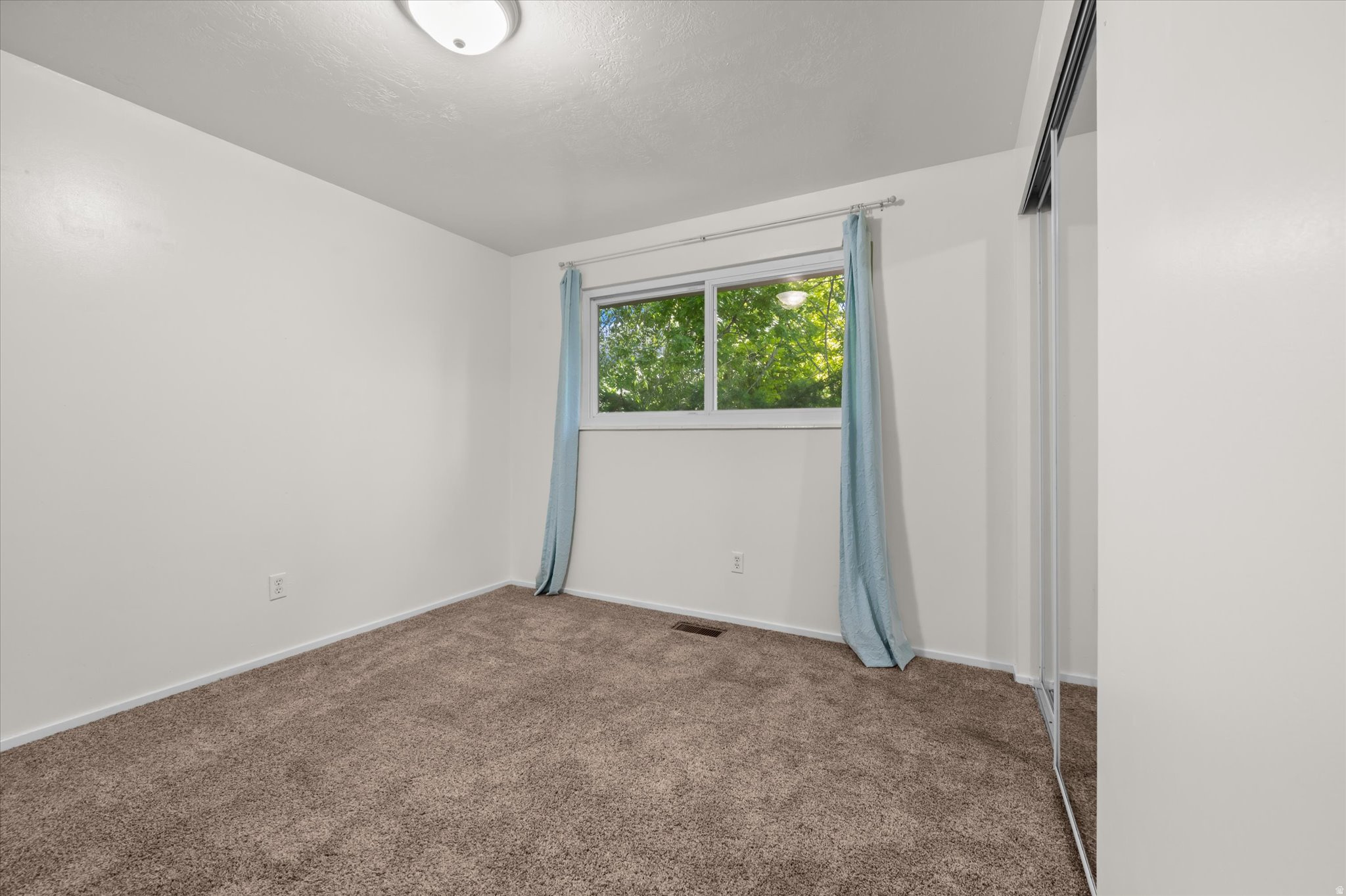 DAWN DEVELOPMENT - Residential