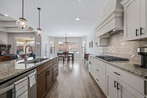 Tiny photo for 3429 W 2570 S, Hurricane, UT 84737 (MLS # 2135711)