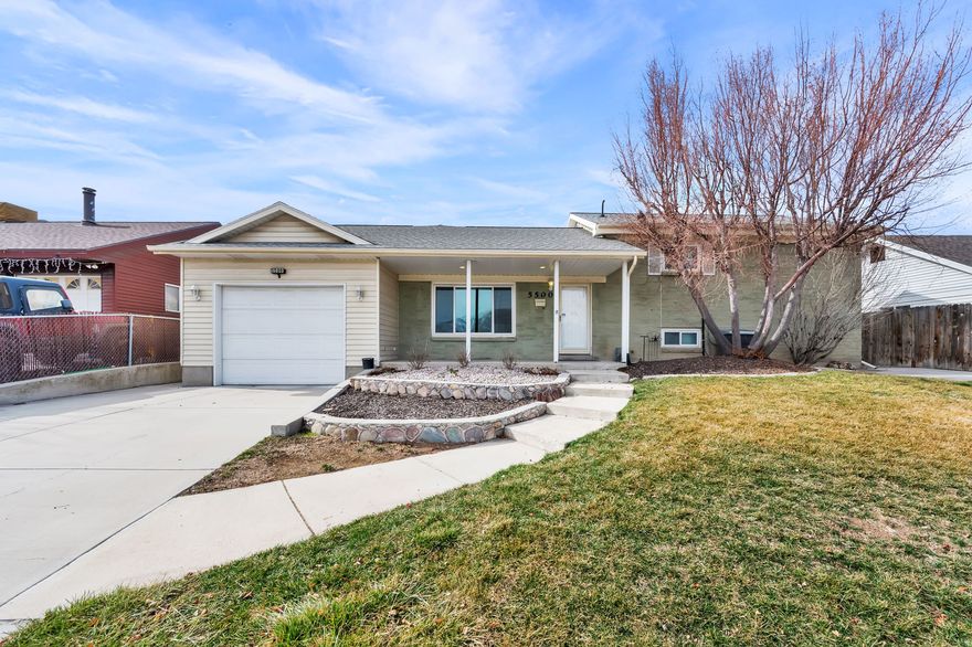 ***Open House Saturday, February 28 from 11:00 am - 1:00 pm***This awesome Murray home is filled with an abundance of natural light and feels bright and welcoming from the moment you walk in. You'll love the generous living spaces that offer plenty of room to spread out, gather, and entertain. The large kitchen provides a great footprint, and outside you'll find a fantastic shed for extra storage or workspace. Located in a desirable Murray neighborhood, you'll enjoy quick access to shopping, dining, parks, and commuter routes. Come take a look and imagine the possibilities of making this home your own! Buyer to verify all MLS information, including square footage.