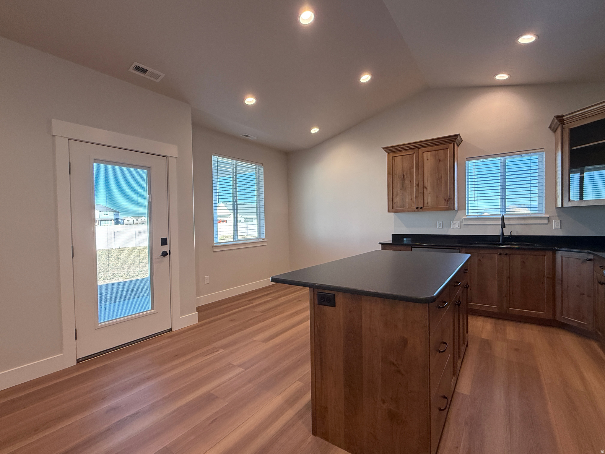 COTTONWOOD LANDING - Residential