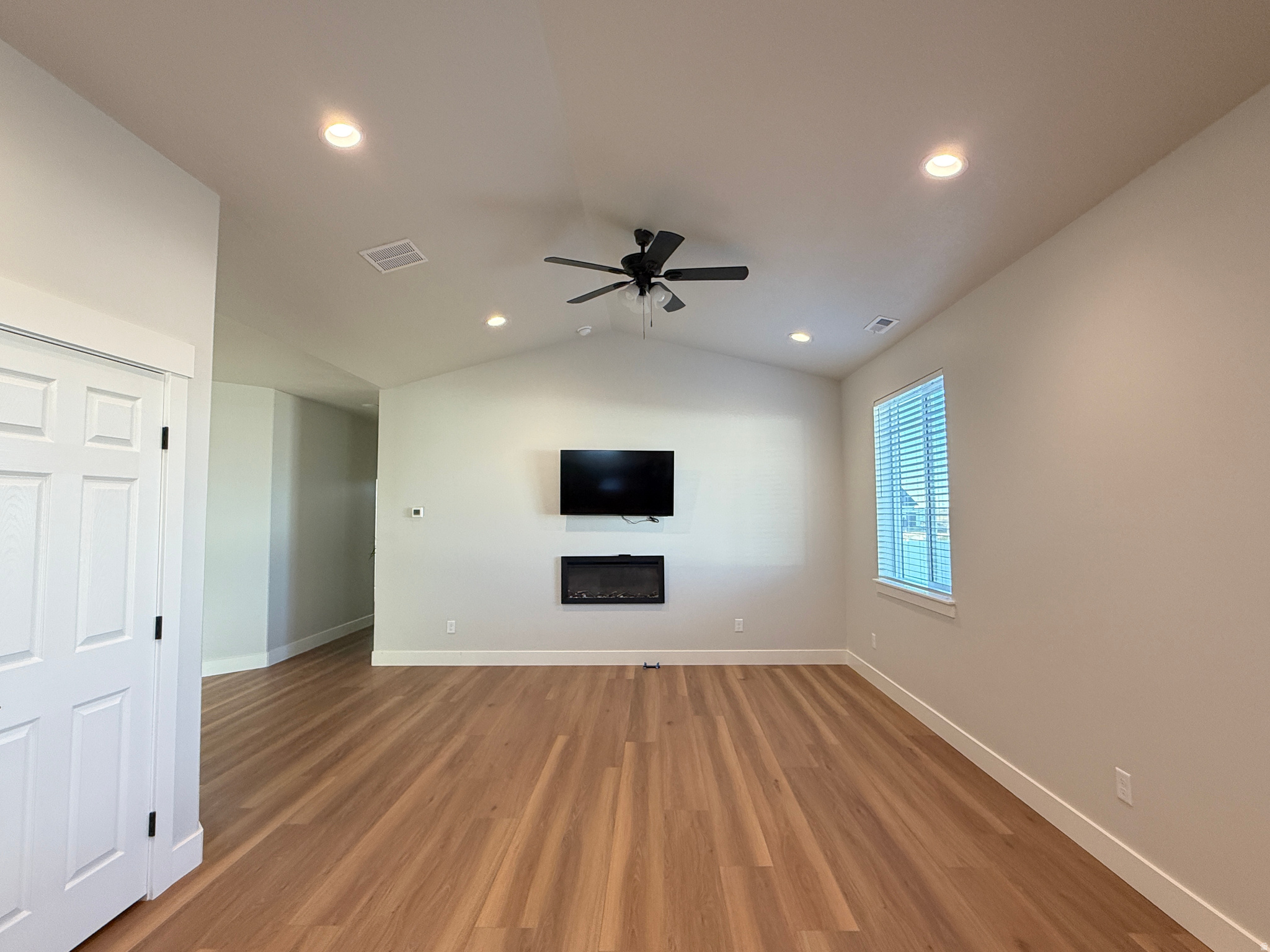 COTTONWOOD LANDING - Residential